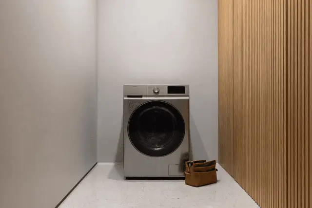 Washing machine repair service at doorstep